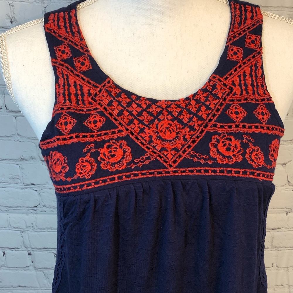 XHILARATION Navy Tank Top with Red Embroidered Design-XS - Picture 2 of 2